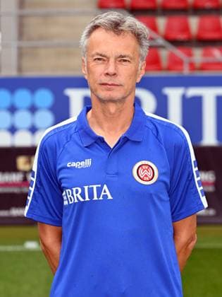 21.07.2023, xjhx, Fussball 2.Bundesliga, SV Wehen Wiesbaden Fototermin Saison 2023 24 emspor, Mannschaftsarzt Tammo Quitzau; SV Wehen Wiesbaden; 2.BL, Porträttermin 2023 2024 (DFL DFB REGULATIONS PROHIBIT ANY USE OF PHOTOGRAPHS as IMAGE SEQUENCES and or QUASI-VIDEO) Wiesbaden