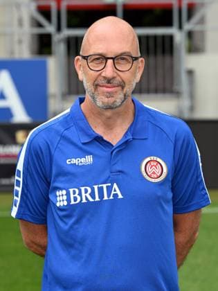 21.07.2023, xjhx, Fussball 2.Bundesliga, SV Wehen Wiesbaden Fototermin Saison 2023 24 emspor, Mannschaftsarzt Achim Bitschnau; SV Wehen Wiesbaden; 2.BL, Porträttermin 2023 2024 (DFL DFB REGULATIONS PROHIBIT ANY USE OF PHOTOGRAPHS as IMAGE SEQUENCES and or QUASI-VIDEO) Wiesbaden