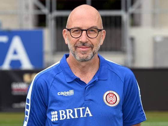 21.07.2023, xjhx, Fussball 2.Bundesliga, SV Wehen Wiesbaden Fototermin Saison 2023 24 emspor, Mannschaftsarzt Achim Bitschnau; SV Wehen Wiesbaden; 2.BL, Porträttermin 2023 2024 (DFL DFB REGULATIONS PROHIBIT ANY USE OF PHOTOGRAPHS as IMAGE SEQUENCES and or QUASI-VIDEO) Wiesbaden