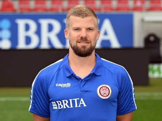 21.07.2023, xjhx, Fussball 2.Bundesliga, SV Wehen Wiesbaden Fototermin Saison 2023 24 emspor, Robin Reitze (Leitender Physiotherapeut); SV Wehen Wiesbaden; 2.BL, Porträttermin 2023 2024 (DFL DFB REGULATIONS PROHIBIT ANY USE OF PHOTOGRAPHS as IMAGE SEQUENCES and or QUASI-VIDEO) Wiesbaden