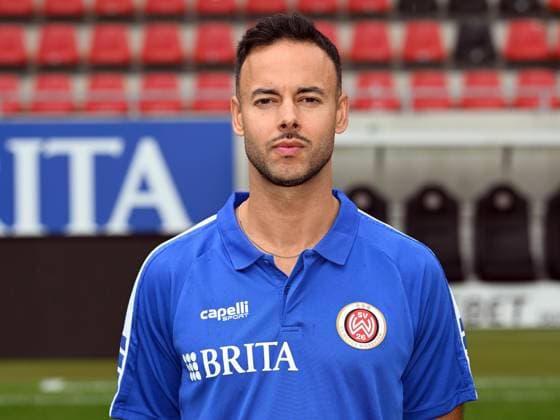 21.07.2023, xjhx, Fussball 2.Bundesliga, SV Wehen Wiesbaden Fototermin Saison 2023 24 emspor, Javier Cordero (Physiotherapeut); SV Wehen Wiesbaden; 2.BL, Porträttermin 2023 2024 (DFL DFB REGULATIONS PROHIBIT ANY USE OF PHOTOGRAPHS as IMAGE SEQUENCES and or QUASI-VIDEO) Wiesbaden