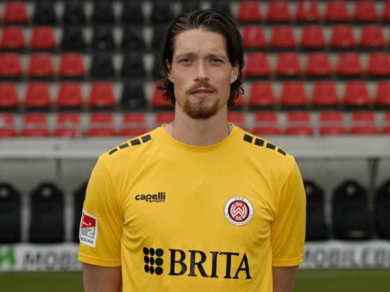21.07.2023, xjhx, Fussball 2.Bundesliga, SV Wehen Wiesbaden Fototermin Saison 2023 24 emspor, Torwart Florian Stritzel (16); SV Wehen Wiesbaden; 2.BL, Porträttermin 2023 2024 (DFL DFB REGULATIONS PROHIBIT ANY USE OF PHOTOGRAPHS as IMAGE SEQUENCES and or QUASI-VIDEO) Wiesbaden