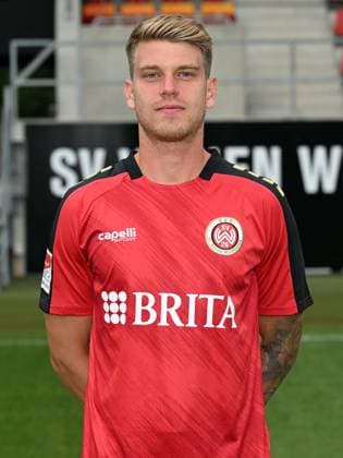 21.07.2023, xjhx, Fussball 2.Bundesliga, SV Wehen Wiesbaden Fototermin Saison 2023 24 emspor, Marcus Mathisen (24); SV Wehen Wiesbaden; 2.BL, Porträttermin 2023 2024 (DFL DFB REGULATIONS PROHIBIT ANY USE OF PHOTOGRAPHS as IMAGE SEQUENCES and or QUASI-VIDEO) Wiesbaden