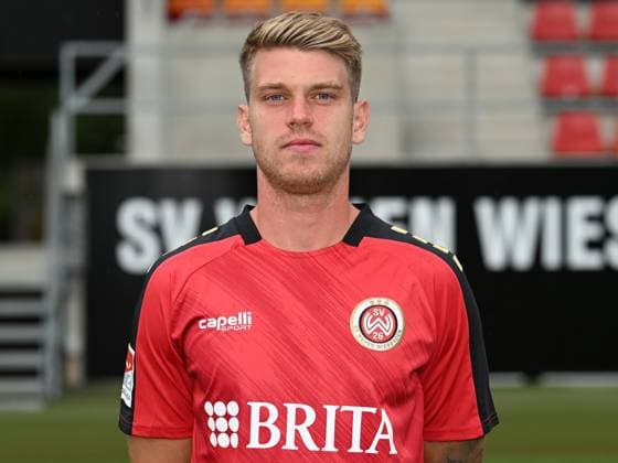 21.07.2023, xjhx, Fussball 2.Bundesliga, SV Wehen Wiesbaden Fototermin Saison 2023 24 emspor, Marcus Mathisen (24); SV Wehen Wiesbaden; 2.BL, Porträttermin 2023 2024 (DFL DFB REGULATIONS PROHIBIT ANY USE OF PHOTOGRAPHS as IMAGE SEQUENCES and or QUASI-VIDEO) Wiesbaden