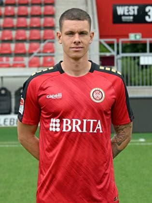 21.07.2023, xjhx, Fussball 2.Bundesliga, SV Wehen Wiesbaden Fototermin Saison 2023 24 emspor, Max Reinthaler (15); SV Wehen Wiesbaden; 2.BL, Porträttermin 2023 2024 (DFL DFB REGULATIONS PROHIBIT ANY USE OF PHOTOGRAPHS as IMAGE SEQUENCES and or QUASI-VIDEO) Wiesbaden