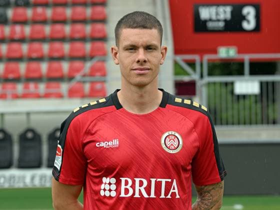 21.07.2023, xjhx, Fussball 2.Bundesliga, SV Wehen Wiesbaden Fototermin Saison 2023 24 emspor, Max Reinthaler (15); SV Wehen Wiesbaden; 2.BL, Porträttermin 2023 2024 (DFL DFB REGULATIONS PROHIBIT ANY USE OF PHOTOGRAPHS as IMAGE SEQUENCES and or QUASI-VIDEO) Wiesbaden