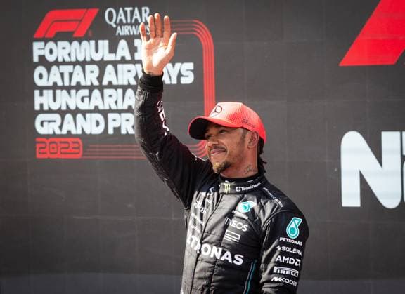 Pole Position für Lewis Hamilton (UK, Mercedes AMG Petronas F1 Team 44) HUN, Formel 1, Hungaroring, Hungary, 22.07.23 HUN, Formel 1, Hungaroring, Hungary, 22.07.23 Budapest