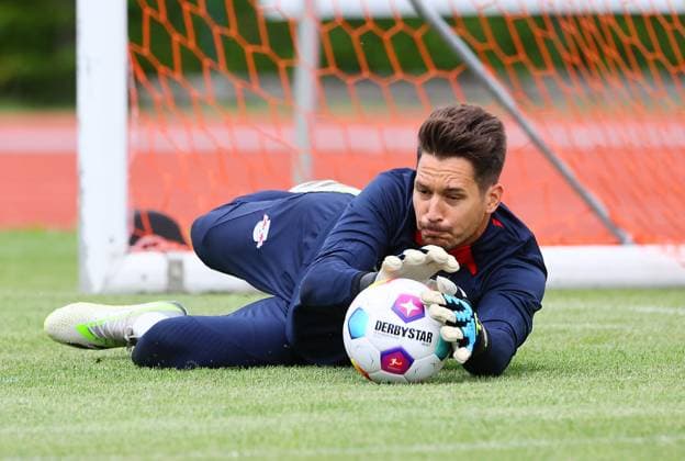RB Leipzig - Italien Trainingslager Bruneck, 22.07.2023, Sportpark Reiperting Reischach, Fussball, RB Leipzig (GER Bundesliga) - Trainingslager in Südtirol Italien , Torwarttraining. Im Bild: Torwart Janis Blaswich ,