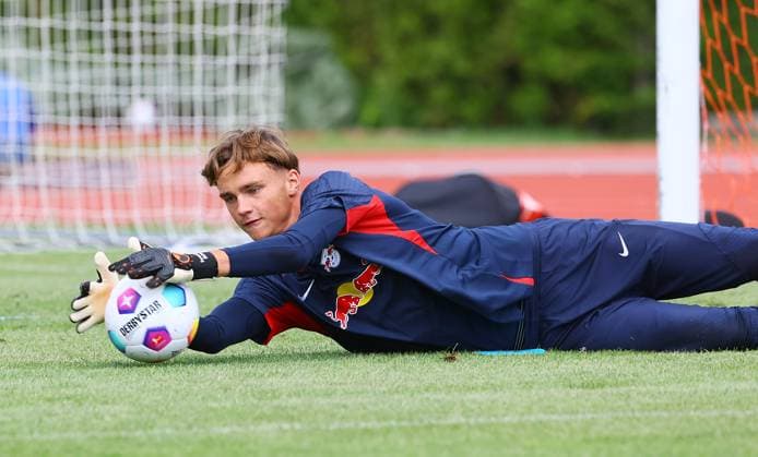 RB Leipzig - Italien Trainingslager Bruneck, 22.07.2023, Sportpark Reiperting Reischach, Fussball, RB Leipzig (GER Bundesliga) - Trainingslager in Südtirol Italien , Torwarttraining. Im Bild: Torwart Fernando Dickes ,