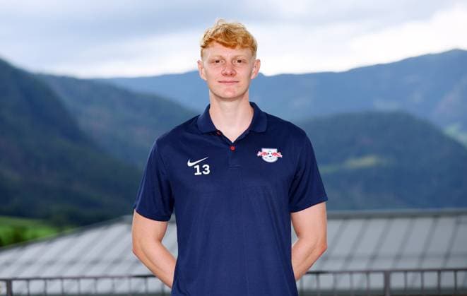 RB Leipzig - Italien Trainingslager Bruneck, 23.07.2023, Falkensteiner Hotel Kronplatz, RB Teamhotel , RB Leipzig (GER) Trainingslager in Südtirol Italien , Im Bild: Nicolas Seiwald (RB Leipzig), Vorstellung PK ,
