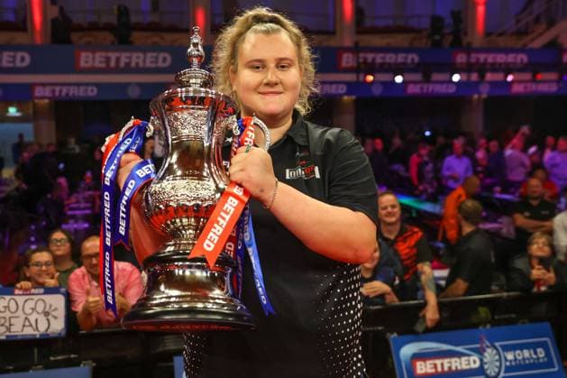 Bilder des Jahres 2023, Sport 07 Juli Sport Themen der Woche KW29 Sport Bilder des Tages 23 07 2023. Betfred Women s World Matchplay Beau Greaves winner of the 2023 Betfred Womens World Matchplay during the 2023 Betfred Women s World Matchplay darts at Winter Gardens, Blackpool, United Kingdom on 23 July 2023. Editorial use only , Copyright: xShanexHealeyx PSI-17621-0051