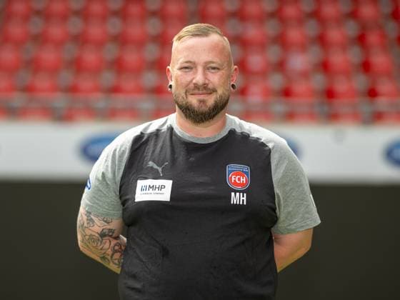 Manuel Henck (FC Heidenheim, Zeugwart), GER, FC Heidenheim 1846, Fussball, 1. Bundesliga, Portraettermin, Spielzeit 2023 2024, 23.07.2023, DFB DFL regulations prohibit any use of photographs as image sequences and or quasi-video., GER, FC Heidenheim 1846, Fussball, 1. Bundesliga, Portraettermin, Spielzeit 2023 2024, 23.07.2023 Heidenheim Copyright: xEibner-Pressefoto SaschaxWaltherx EP_EER
