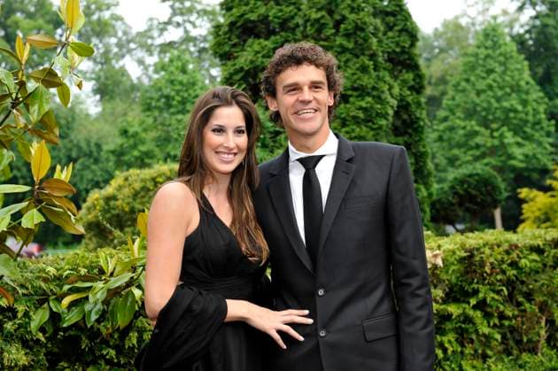 Tennis File Pictures Gustavo Kuerten of Brazil and his wife attend the ITF World Champions Dinner on day ten of the French Open tennis at the Roland Garros stadium in Paris, France on June 1, 2010. Photo by Corinne Dubreuil Cameleon ABACAPRESS.COM Paris - France  Copyright: xDubreuilxCorinne ABACAx 232955_019 DubreuilxCorinne ABACAx 232955_019