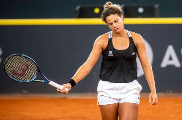 25.7.2023, GER, Tennis, Frauen, Hamburg European Open 2023, WTA, Tennis Damen Eva Lys (Deutschland) - Mayar Sherif (Ägypten), 1. Runde Mayar Sherif (Ägypten) ist enttäuscht. Hamburg Rothenbaum Stadion Hamburg Deutschland