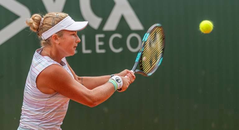 Sport Bilder des Tages July 25, 2023, Lausanne, Vaud, Switzerland: Lausanne Switzerland, 07 25 2023: Jenny Duerst of Switzerland during 16th final of Ladies Open Lausanne. Ladies Open Lausanne took place tennis club of Lausanne, the Olympic capital Lausanne Switzerland - ZUMAd206 20230725_zip_d206_007 Copyright: xEricxDubostx