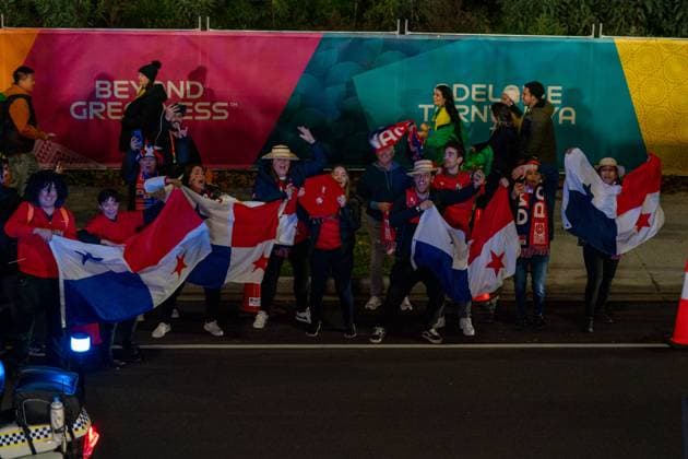 Adelaide, Australia, July 24th 2023: Panama fans receive the team bus before the 2023 FIFA Womens World Cup Group F football match between Brazil and Panama at Hindmarsh Stadium in Adelaide, Australia. (Noe Llamas SPP)  Copyright: xNoexLlamasx xSPPx spp-en-NoLlSp-20230724-NLA04839-3