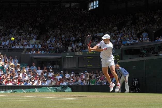 WImbledon tournament- Andre Agassi vs Rafael Nadal Spanish Rafael Nadal defeats 7-6, 6-2, 6-4 American Andre Agassi in their third round match of the All England Lawn Tennis Championships at Wimbledon in London, UK on July 1, 2006. Photo by Corinne Dubreuil Cameleon ABACAPRESS.COM London  Copyright: xDubreuilxCorinne ABACAx 101165_01 DubreuilxCorinne ABACAx 101165_01