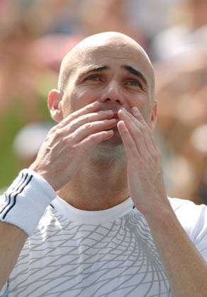 Andre Agassi s last career match at the US Open in Flushing Meadows USA s Andre Agassi is overcome with tears after being defeated by Germany s Benjamin Becker in his last career match at the U.S. Open Tennis Championships held at the Arthur Ashe stadium in Flushing Meadows, New York City, NY, USA, on September 3, 2006. Photo by Corinne Dubreuil Cameleon ABACAPRESS.COM New York City NY  Copyright: xDubreuilxCorinne ABACAx 104625_21 DubreuilxCorinne ABACAx 104625_21