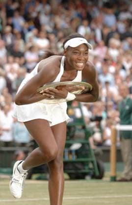 Tennis File Pictures US tennis player Venus Williams defeats US player Lindsay Davenport, 4-6, 7-6, 9-7, at the Wimbledon Tennis Tournament finale, in London, UK, July 2, 2005. Photo by Corinne Dubreuil CAMELEON ABACAPRESS.COM London  Copyright: xDubreuilxCorinne ABACAx 80533_08 DubreuilxCorinne ABACAx 80533_08