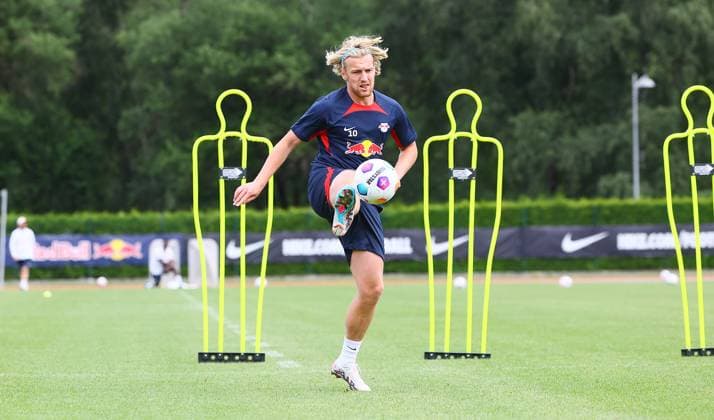 RB Leipzig - Italien Trainingslager Bruneck, 27.07.2023, Sportpark Reiperting Reischach, Fussball, RB Leipzig (GER Bundesliga) - Trainingslager in Südtirol Italien , Im Bild: Emil Forsberg (10, RB Leipzig) ,