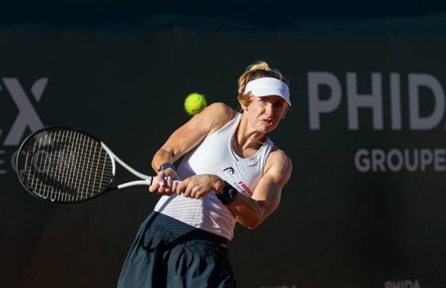 27.07.2023, Lausanne, Tennis Club Stade- Lausanne, Ladies Open Lausanne: Jil Teichmann - Alize Cornet, Jil Teichmann playing the ball. Lausanne Tennis Club Stade- Lausanne Vaud Switzerland Copyright: xJustPictures.ch MayaxCretegnyx