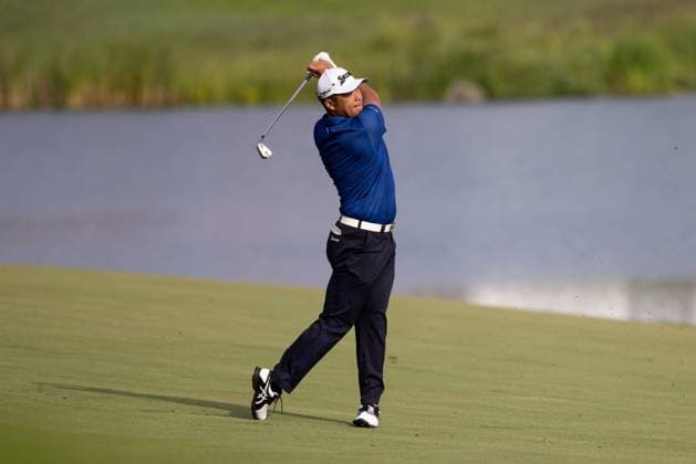 BLAINE, MN - JULY 27: Hideki Matsuyama hits his second shot on the fourteenth hole during the first round of the 3M Open at TPC Twin Cities on July 27, 2023 in Blaine, Minnesota. (Photo by Bailey Hillesheim Icon Sportswire) GOLF: JUL 27 PGA, Golf Herren - 3M Open Round 1 EDITORIAL USE ONLY Icon2307270143
