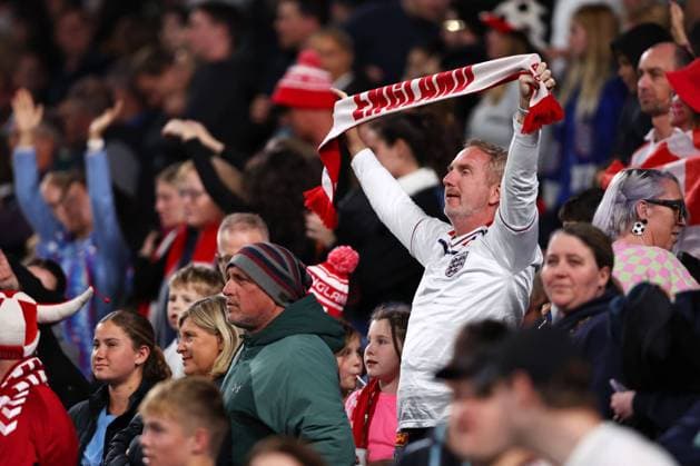 Mandatory Credit: Photo by Jeremy Ng Shutterstock (14024515bn) England fans England Women v Denmark Women, FIFA Women s World Cup, Group D, Football, Sydney Football Stadium, Sydney, Australia - 28 Jul 2023 EDITORIAL USE ONLY No use with unauthorised audio, video, data, fixture lists, club league logos or live services. Online in-match use limited to 120 images, no video emulation. No use in betting, games or single club league player publications. England Women v Denmark Women, FIFA Women s World Cup, Group D, Football, Sydney Football Stadium, Sydney, Australia - 28 Jul 2023 EDITORIAL USE ONLY No use with unauthorised audio, video, data, fixture lists, club league logos or live services. Online in-match use limited to 120 images, no video emulation. No use in betting, games or single club league player publications.  Copyright: xJeremyxNg Shutterstockx 14024515bn