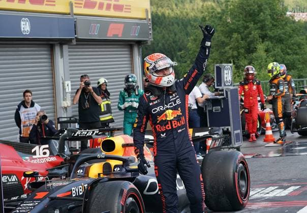 28.07.2023, Circuit de Spa-Francorchamps, Spa-Franchorchamps, FORMULA 1 MSC CRUISES BELGIAN GRAND PRIX 2023 , im Bild Poleposition für Max Verstappen (NLD), Oracle Red Bull Racing Spa-Franchorchamps Circuit de Spa-Francorchamps Belgien