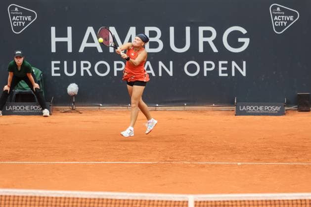 Tennis: European Open 2023, Halbfinale, Damen, Hamburg, 28.07.2023 Nomam Noha Akugue (GER) - Diana Shnaider (RUS) Hamburg Germany