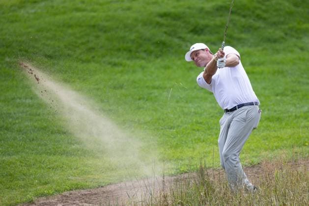 BLAINE, MN - JULY 28: Nick Witney hits a bunker shot on the fifth hole during the second round of the 3M Open at TPC Twin Cities on July 28, 2023 in Blaine, Minnesota. (Photo by Bailey Hillesheim Icon Sportswire) GOLF: JUL 28 PGA, Golf Herren - 3M Open EDITORIAL USE ONLY Icon2307280253