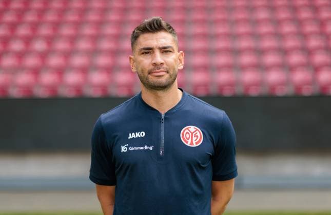 Fussball - Offizielles Portrait 1. FSVMainz 05, 1. FSV Mainz 05, Bundesliga-Saison 2023 2024, Nejmeddin Daghfous (Teambetreuer Integration),