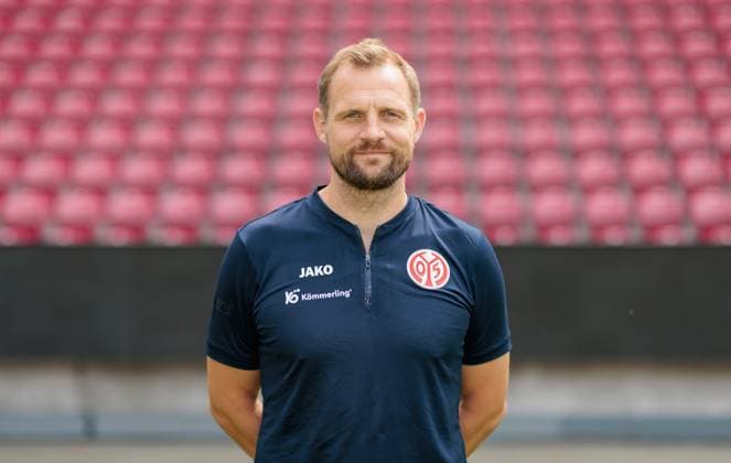 Fussball - Offizielles Portrait 1. FSVMainz 05, 1. FSV Mainz 05, Bundesliga-Saison 2023 2024, Bo Svensson (Cheftrainer),