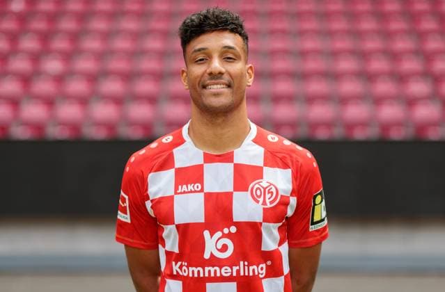 Fussball - Offizielles Portrait 1. FSVMainz 05, 1. FSV Mainz 05, Bundesliga-Saison 2023 2024, Karim Onisiwo,