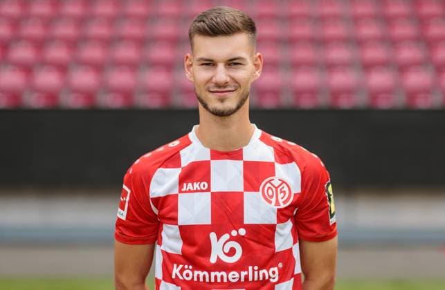 Fussball - Offizielles Portrait 1. FSVMainz 05, 1. FSV Mainz 05, Bundesliga-Saison 2023 2024, Tom Krauß,
