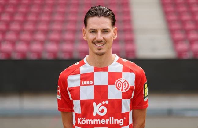 Fussball - Offizielles Portrait 1. FSVMainz 05, 1. FSV Mainz 05, Bundesliga-Saison 2023 2024, Anthony Caci,