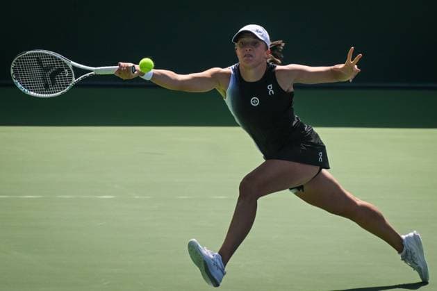 BNP Paribas Warsaw Open 2023 WARSAW, POLAND - JULY 29, 2023 : Poland s Iga Swiatek in action during her match against Linda Noskova of the Czech Republic during the Women s Singles Quarterfinal match on Day Seven of the BNP Paribas Warsaw Open, on July 29, 2023, in Warsaw, Poland. Warsaw Poland  Copyright: xArturxWidakx originalFilename:widak-bnpparib230729_npDlH.jpg