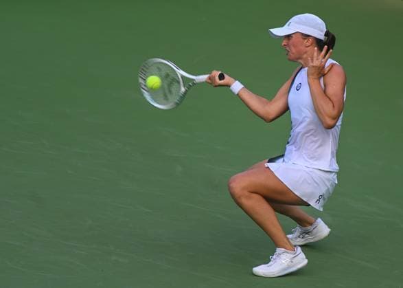 BNP Paribas Warsaw Open 2023 WARSAW, POLAND - JULY 29, 2023 : World No.1 Iga Swiatek of Poland in action against Yanina Wickmayer of Belgium during the Women s Singles Semifinal match on Day Seven of the BNP Paribas Warsaw Open, on July 29, 2023, in Warsaw, Poland. Warsaw Poland  Copyright: xArturxWidakx originalFilename:widak-bnpparib230729_npmdi.jpg
