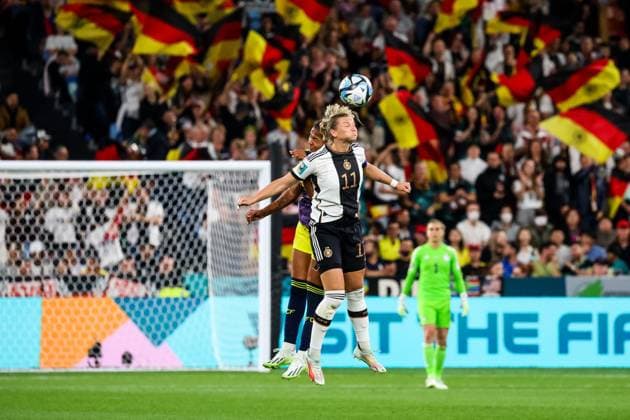 FIFA Frauen-Weltmeisterschaft 2023: Deutschland - Kolumbien; 30.07.2023 Kopfballduell Jorelyn Carabali (Kolumbien, 19), Alexandra Popp (Deutschland, 11) FIFA Frauen-Weltmeisterschaft 2023: Deutschland - Kolumbien; Sydney Gadigal, Sydney Football Stadium, 30.07.2023 Copyright: xBEAUTIFULxSPORTS Jonesx