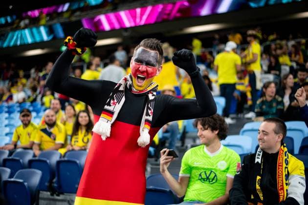 Fan von Deutschland mit geschminkter Fahne im Gesicht, AUS, Deutschland vs Kolumbien, FIFA Frauen Fussball Weltmeisterschaft Australien 2023, 2. Spieltag, Gruppe H, 30.07.2023 AUS, Deutschland vs Kolumbien, FIFA Frauen Fussball Weltmeisterschaft Australien 2023, 2. Spieltag, Gruppe H, 30.07.2023 Sydney *** Fan of Germany with made up flag on face, AUS, Germany vs Colombia, FIFA Womens World Cup Australia 2023, Matchday 2, Group H, 30 07 2023 AUS, Germany vs Colombia, FIFA Womens World Cup Australia 2023, Matchday 2, Group H, 30 07 2023 Sydney Copyright: xEibner-Pressefoto Memmlerx EP_MMR