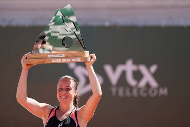 July 30, 2023, Lausanne, Vaud, Switzerland: Lausanne, Switzerland: ItalyÃ¢â‚¬â ¢s ELISABETTA COCCIARETTO holds the 2023 Ladies Open Lausanne trophy. Lausanne Switzerland - ZUMAs230 20230730_znp_s230_014 Copyright: xCorinexScibozx