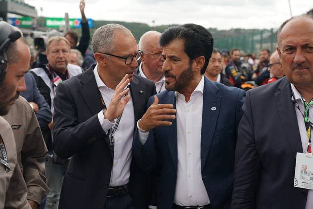 FORMULA 1 MSC CRUISES BELGIAN GRAND PRIX 2023 30.07.2023, Circuit de Spa-Francorchamps, Spa-Franchorchamps, FORMULA 1 MSC CRUISES BELGIAN GRAND PRIX 2023 , im Bild Formel 1 Chef Stefano Domenicali im Gespräch mit FIA Präsident Mohammed bin Sulayem