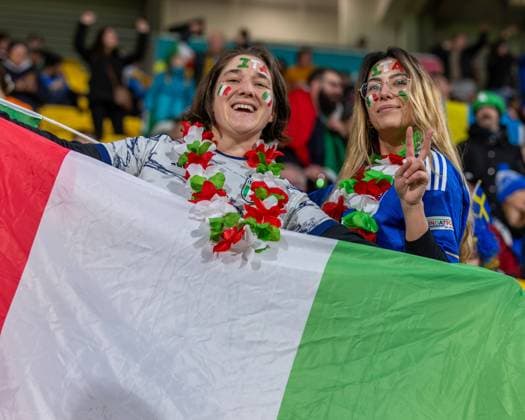 Wellington, New Zealand, 27 July 2023: Italian fans (tifosi Italiani) bring colour and atmosphere to Wellington s stadium. Sweden vs Italy. FIFA World Cup, WM, Weltmeisterschaft, Fussball Group G. Wellington. New Zealand. (Joe Serci SPP)  Copyright: xJoexSercix xSPPx spp-en-JoSeSp-SPP - Joe Serci - Sweden vs italy-2