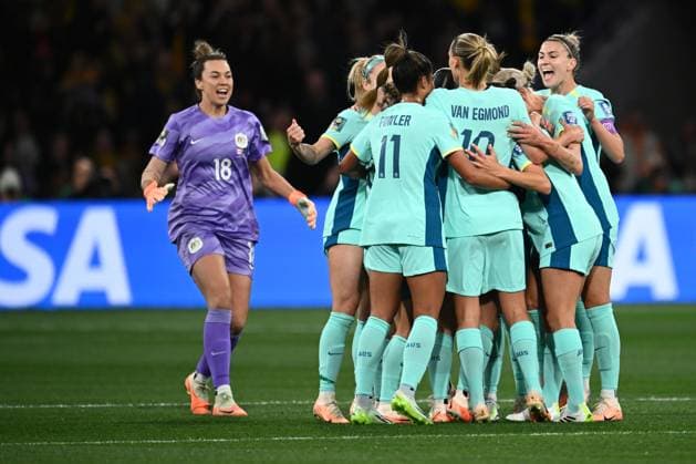 WWC23 CANADA AUSTRALIA, Australia celebrates the goal of Hayley Raso during the FIFA Women s World Cup 2023 soccer match between Canada and Australia at Melbourne Rectangular Stadium in Melbourne, Monday, July 31, 2023. ( NO ARCHIVING, EDITORIAL USE ONLY, NO USE IN BOOKS WITHOUT CONSENT MELBOURNE VICTORIA AUSTRALIA  Copyright: xJOELxCARRETTx 20230731001826342743