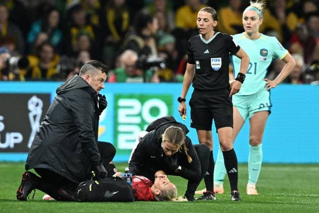 WWC23 CANADA AUSTRALIA, An injured Adriana Leon of Canada during the FIFA Women s World Cup 2023 soccer match between Canada and Australia at Melbourne Rectangular Stadium in Melbourne, Monday, July 31, 2023. ( NO ARCHIVING, EDITORIAL USE ONLY, NO USE IN BOOKS WITHOUT CONSENT MELBOURNE VICTORIA AUSTRALIA  Copyright: xJAMESxROSSx 20230731001826370088