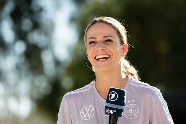 Melanie Leupolz (Deutschland, 18), AUS, Pressekonferenz DFB Frauen Nationalmannschaft Deutschland, FIFA Frauen Fussball Weltmeisterschaft Australien 2023, 01.08.2023 AUS, Pressekonferenz DFB Frauen Nationalmannschaft Deutschland, FIFA Frauen Fussball Weltmeisterschaft Australien 2023, 01.08.2023 Wyong Copyright: xEibner-Pressefoto Memmlerx EP_MMR
