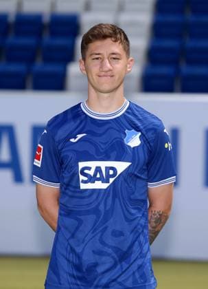 Angelo Stiller , TSG 1899 Hoffenheim . Porträttermin TSG 1899 Hoffenheim 2023-2024 . Zuzenhausen, GER, 01.08.2023 ,Fussball 1. Bundesliga 2023 2024 . Editorial use only !