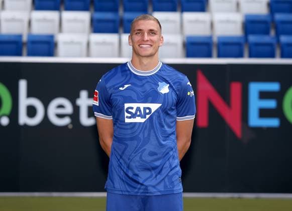 Grischa Prömel , TSG 1899 Hoffenheim . Porträttermin TSG 1899 Hoffenheim 2023-2024 . Zuzenhausen, GER, 01.08.2023 ,Fussball 1. Bundesliga 2023 2024 . Editorial use only !