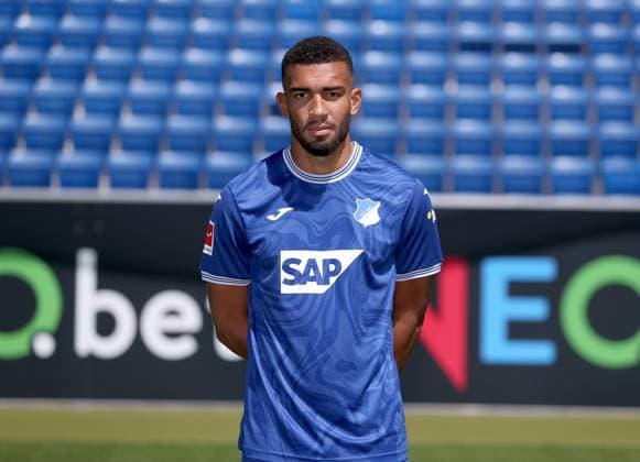 Kevin Akpoguma , TSG 1899 Hoffenheim . Porträttermin TSG 1899 Hoffenheim 2023-2024 . Zuzenhausen, GER, 01.08.2023 ,Fussball 1. Bundesliga 2023 2024 . Editorial use only !
