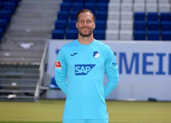 Oliver Baumann , TSG 1899 Hoffenheim . Porträttermin TSG 1899 Hoffenheim 2023-2024 . Zuzenhausen, GER, 01.08.2023 ,Fussball 1. Bundesliga 2023 2024 . Editorial use only !