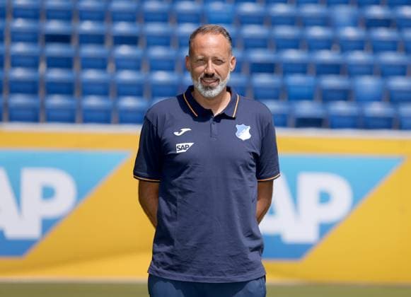 Pelegrino Matarazzo - Cheftrainer , TSG 1899 Hoffenheim . Porträttermin TSG 1899 Hoffenheim 2023-2024 . Zuzenhausen, GER, 01.08.2023 ,Fussball 1. Bundesliga 2023 2024 . Editorial use only !